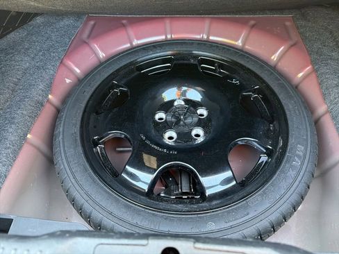 Used 2018 Ford Mustang GT RWD image 8