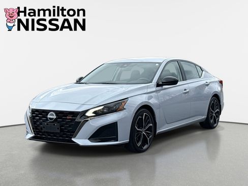 Used 2023 Nissan Altima 2.5 SR image 5