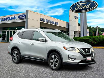 Used 2017 Nissan Rogue SL