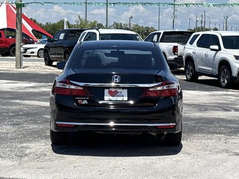 Used 2017 Honda Accord LX image 8