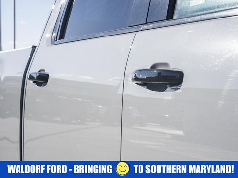 Used 2024 GMC Sierra 2500 AT4X w/ AT4X AEV Edition image 21