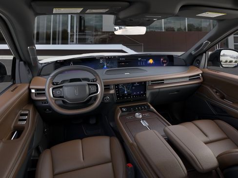 New 2026 Lincoln Navigator Reserve AWD/4WD image 9