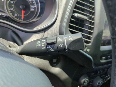 Used 2023 Jeep Cherokee Altitude Lux AWD/4WD image 31