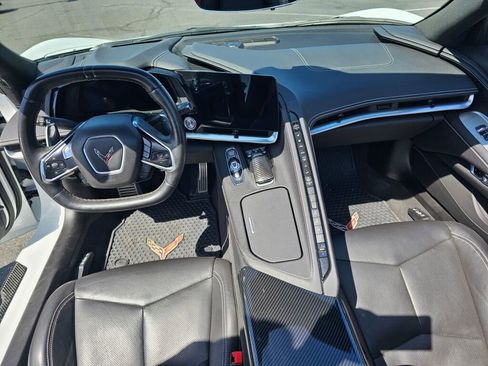 Used 2021 Chevrolet Corvette Stingray Preferred Conv w/ Z51 Performance Package RWD image 14