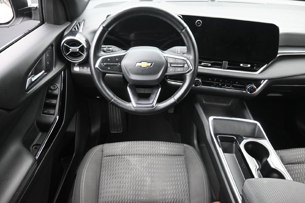 Used 2025 Chevrolet Equinox LT AWD/4WD image 15