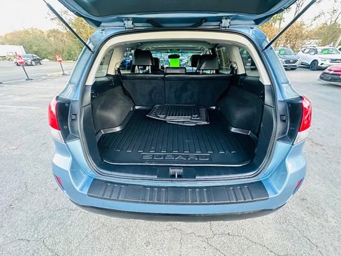 Used 2012 Subaru Outback 3.6R Limited image 19