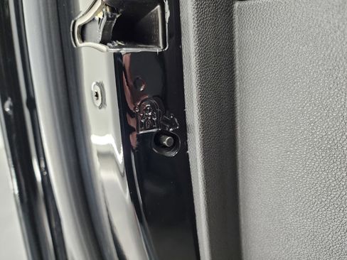 Used 2023 GMC Sierra 2500 SLE w/ SLE Convenience Package image 35