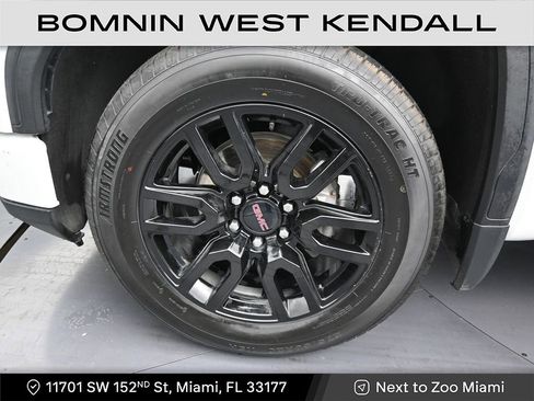 Used 2023 GMC Sierra 1500 Elevation image 9