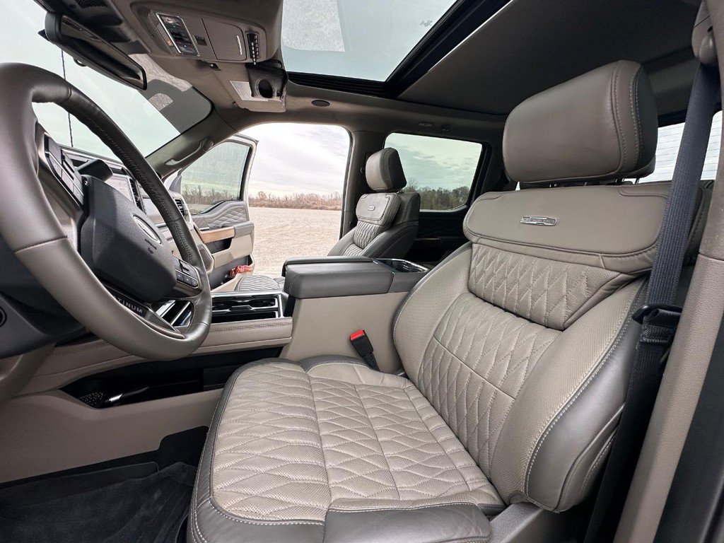 Used 2026 Ford F450 Platinum w/ Platinum Plus Package AWD/4WD image 27