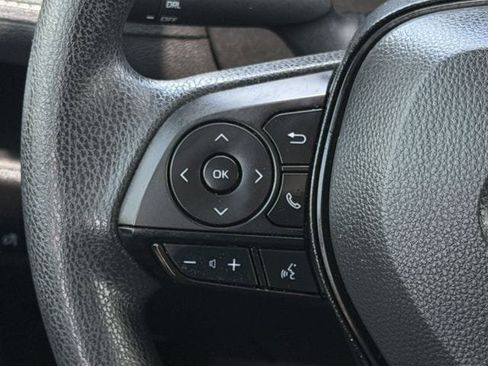 Used 2025 Toyota RAV4 LE AWD/4WD image 13