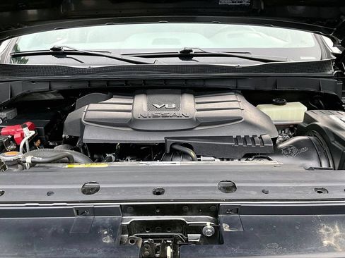 Used 2023 Nissan Titan PRO-4X w/ Pro-4x Convenience Package AWD/4WD image 37