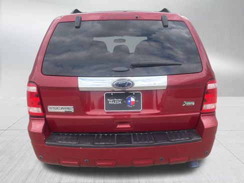 Used 2011 Ford Escape Limited w/ 302A Rapid Spec Order Code FWD image 7