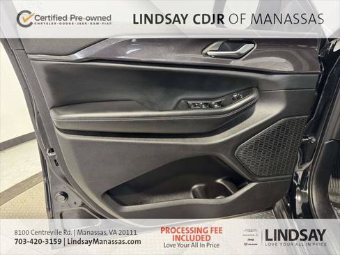 Certified 2023 Jeep Grand Cherokee Altitude AWD/4WD image 18