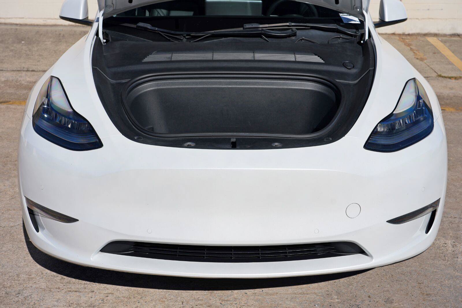 Used 2021 Tesla Model Y Long Range AWD/4WD image 8