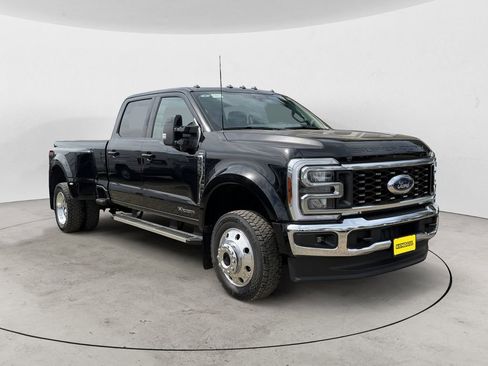 Used 2025 Ford F450 Lariat w/ FX4 Off-Road Package AWD/4WD image 6