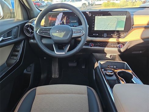 New 2026 Chevrolet Equinox ACTIV image 8