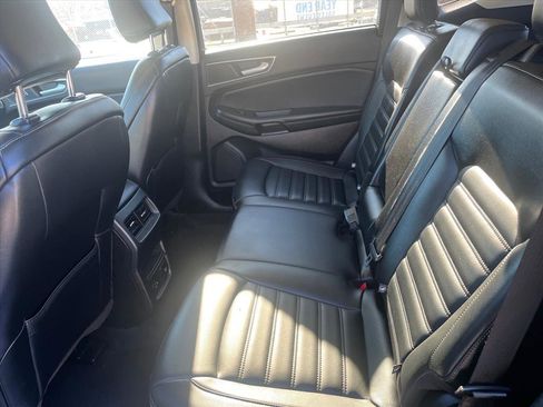 Used 2022 Ford Edge SEL w/ Convenience Package image 19