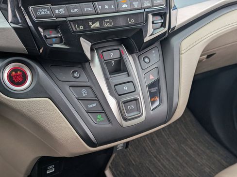 Used 2024 Honda Odyssey EX-L image 30