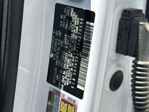 Used 2025 Kia Sportage SX FWD image 35
