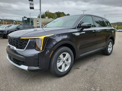 New 2026 Kia Sorento LX image 21