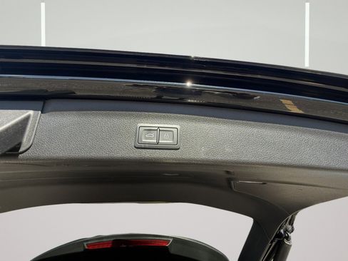 Used 2021 Audi Q3 2.0T Premium Plus w/ Premium Plus Package image 32