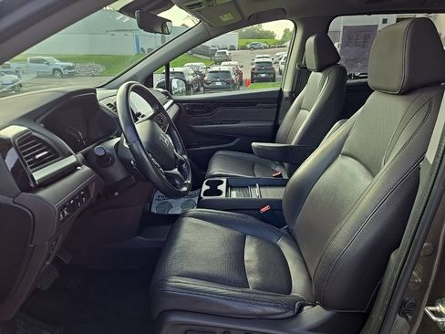Used 2019 Honda Odyssey Elite image 6