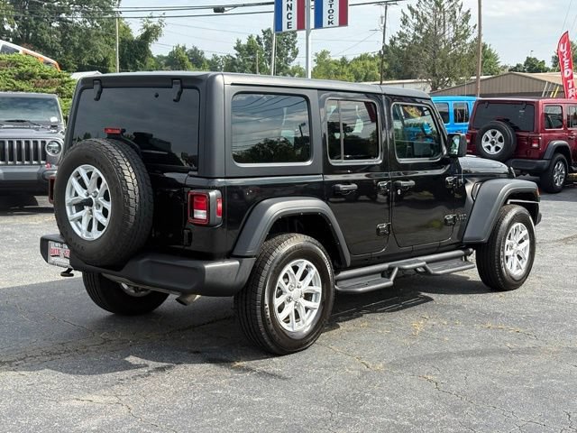Used 2023 Jeep Wrangler Unlimited Sport AWD/4WD image 3