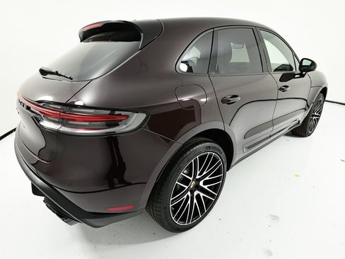 New 2026 Porsche Macan image 7