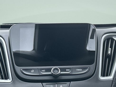 Used 2024 Chevrolet Malibu LT image 18