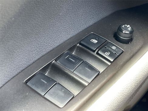 Used 2023 Toyota Camry LE FWD image 20