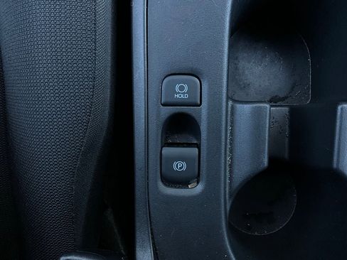 Used 2025 Toyota Corolla LE image 21