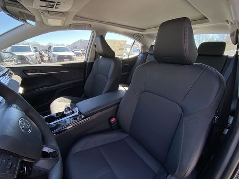 New 2026 Toyota Camry XLE AWD/4WD image 19