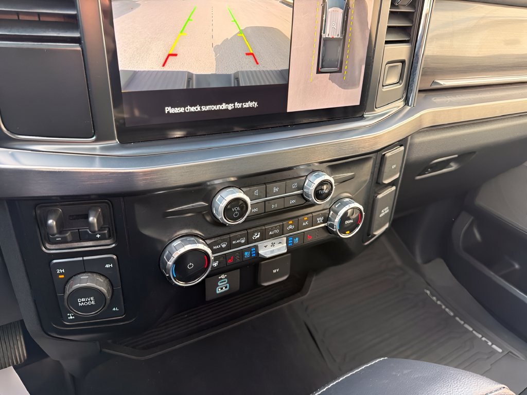 Used 2024 Ford F250 Lariat AWD/4WD image 27