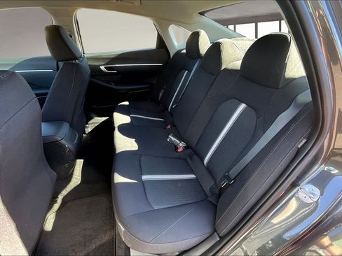Used 2025 Hyundai Sonata SE image 22