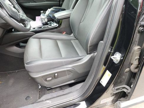 Used 2023 Buick Envision Essence FWD image 5