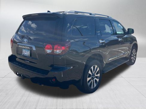 Used 2021 Toyota Sequoia Limited w/ Safety & Convenience Package AWD/4WD image 6