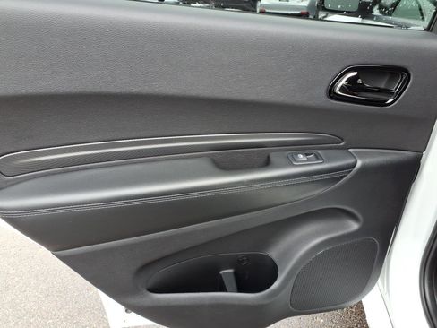 Used 2022 Dodge Durango GT image 9