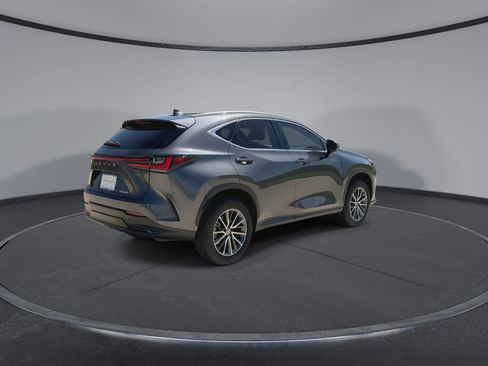 Used 2025 Lexus NX 250 FWD w/ Accessory Package (Z1) image 8