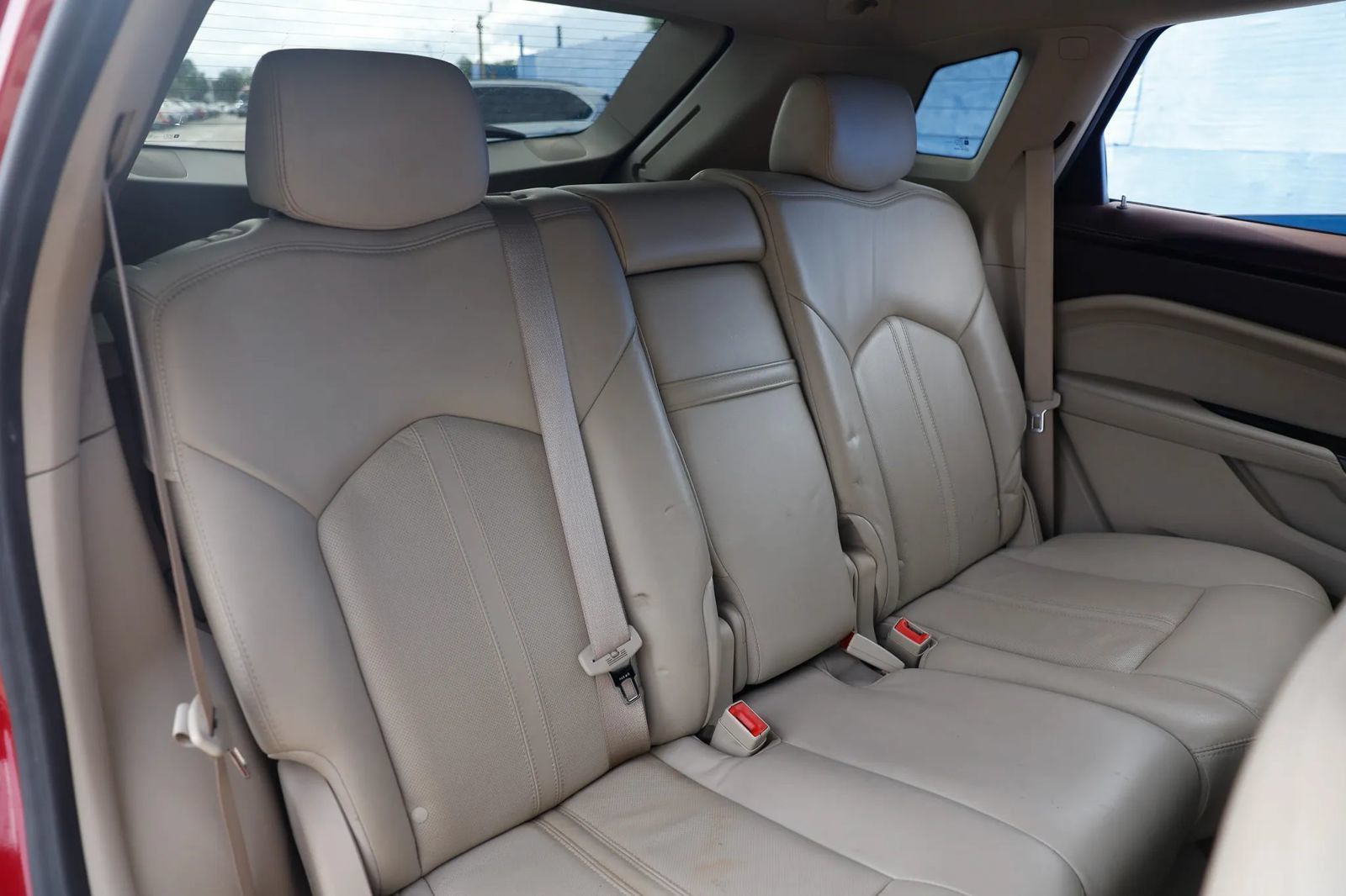 Used 2016 Cadillac SRX Luxury w/ Driver Awareness Package FWD image 24