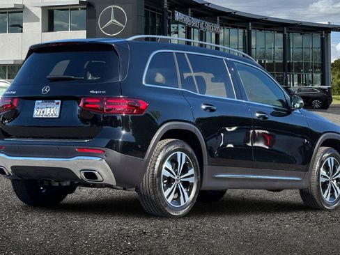 Certified 2026 Mercedes-Benz GLB 250 4MATIC image 4