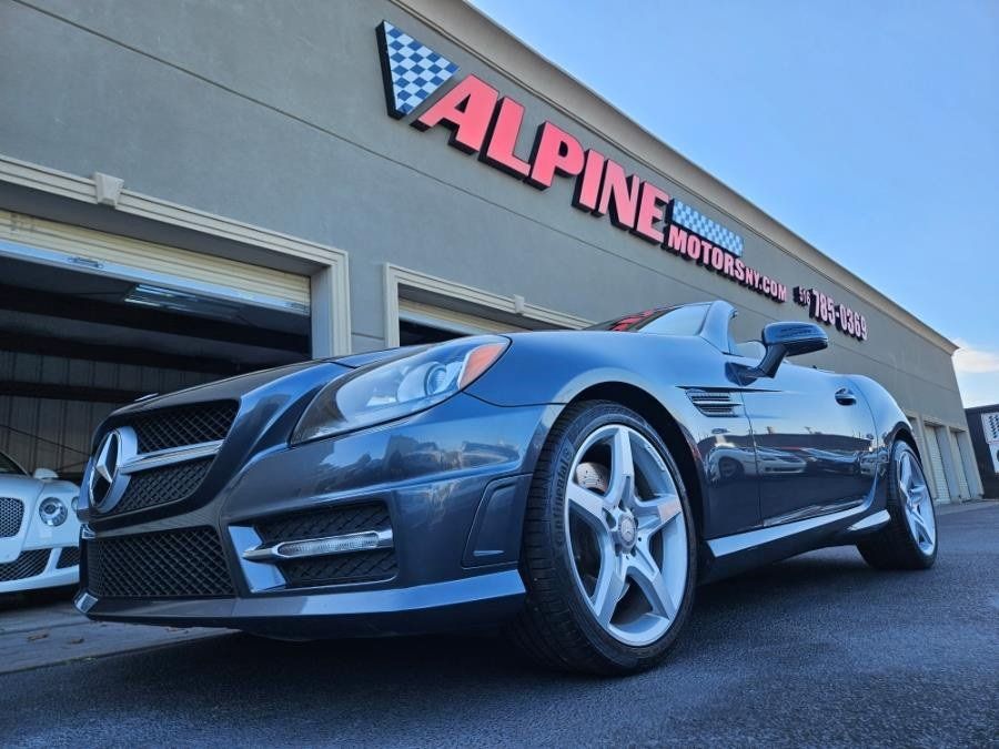 Used 2013 Mercedes-Benz SLK 250 image 34