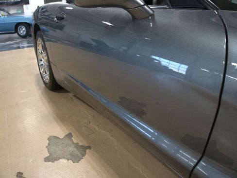 Used 2003 Chevrolet Corvette Convertible w/ Preferred Equipment Group1 image 31