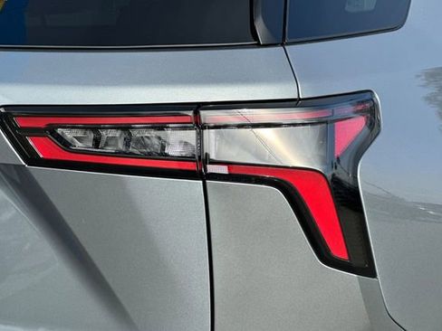 New 2026 Chevrolet Equinox ACTIV w/ Convenience Package III image 35