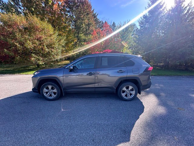 Used 2023 Toyota RAV4 XLE w/ Convenience Package AWD/4WD image 6