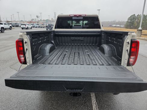 New 2026 GMC Sierra 2500 SLE w/ SLE Value Package; image 10