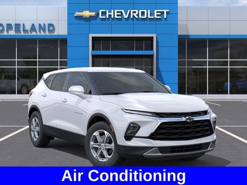 New 2026 Chevrolet Blazer LT AWD/4WD image 8