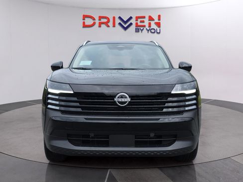 New 2026 Nissan Kicks SV w/ SV Premium Package FWD image 9
