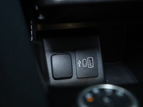 Used 2025 Ford Explorer ST-Line AWD/4WD image 28