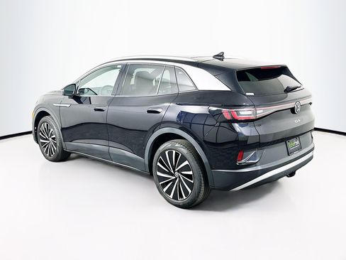 Used 2023 Volkswagen ID.4 Pro S Plus image 5