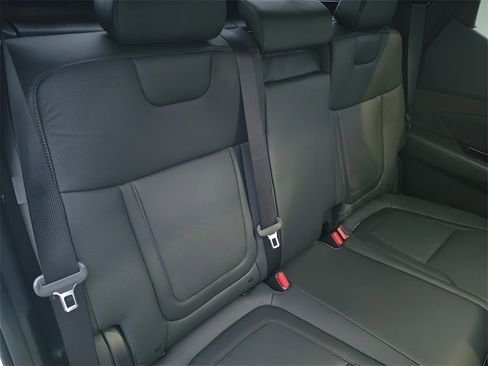 New 2024 Hyundai Santa Cruz Limited image 13